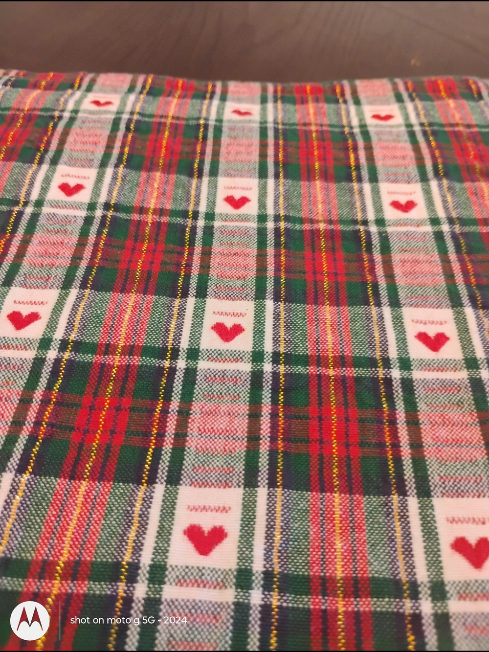 Holiday Plaid Table Placemats with Red Heart Pattern And Matching Napkins